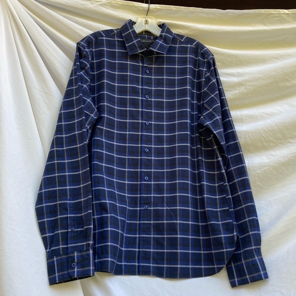 The Men’s Store Bloomingdale’s Button Blue and Black Plaid Shirt, Size Large.